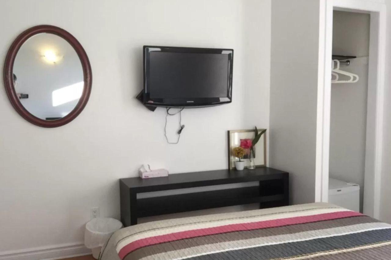 Hotel Star Монреал Екстериор снимка